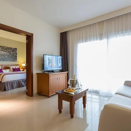 Grand Palladium Select Palace Ibiza Hotel Playa d'en Bossa