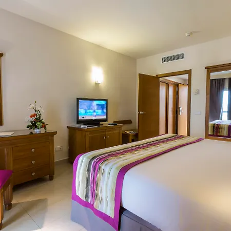 Hotel Grand Palladium Select Palace Ibiza 5*